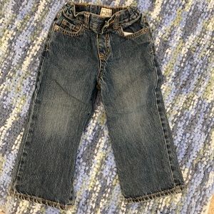 Children’s place 2T jeans
